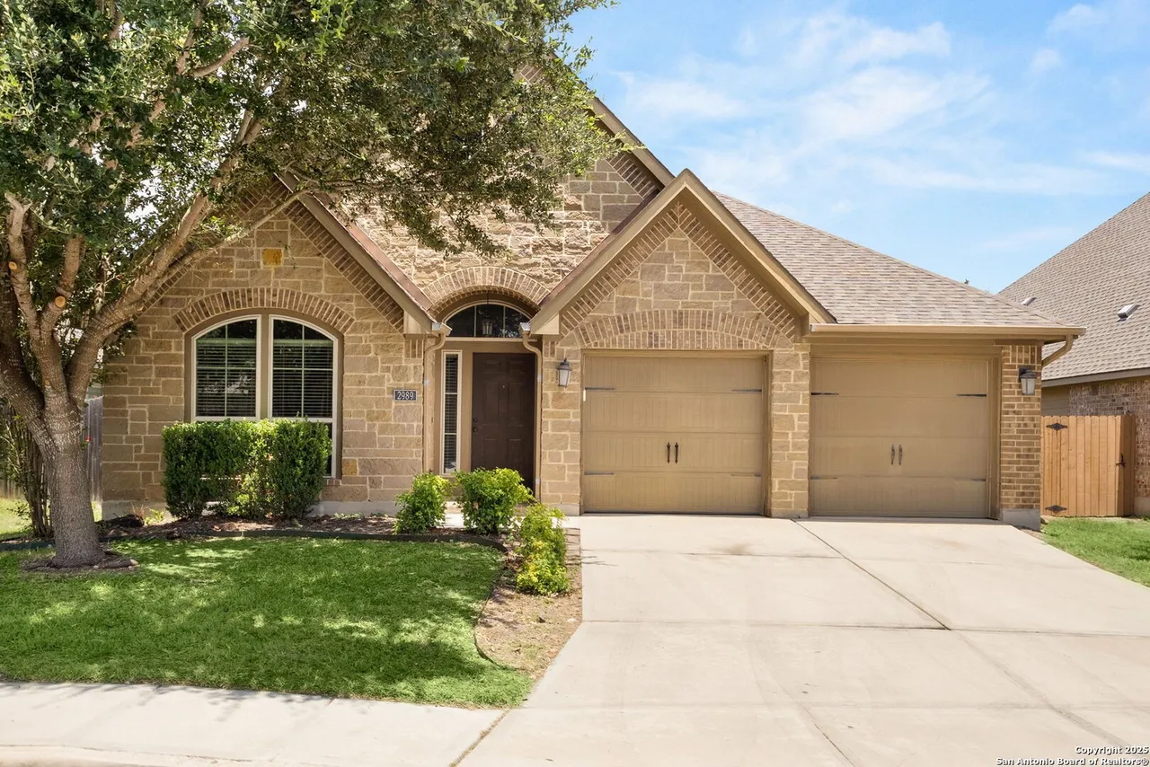 2989 Saddlehorn Dr Seguin TX Krista Moreno Bloom Realty TX